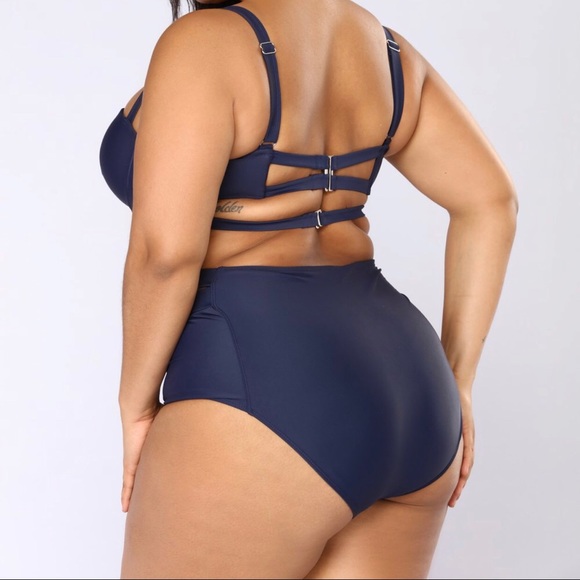 2 Piece High Waist Plus Size Bathing Suit - Picture 3 of 3